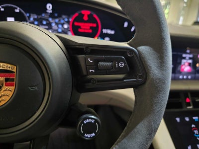 2024 Porsche Taycan GTS