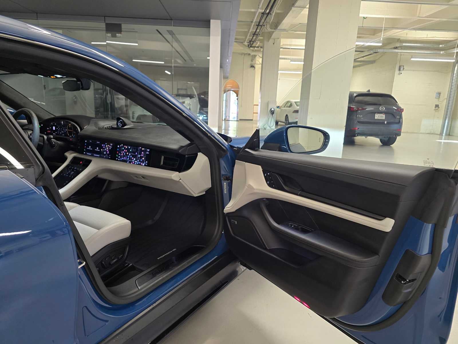 2024 Porsche Taycan GTS