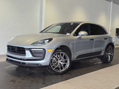 2025 Porsche Macan Base