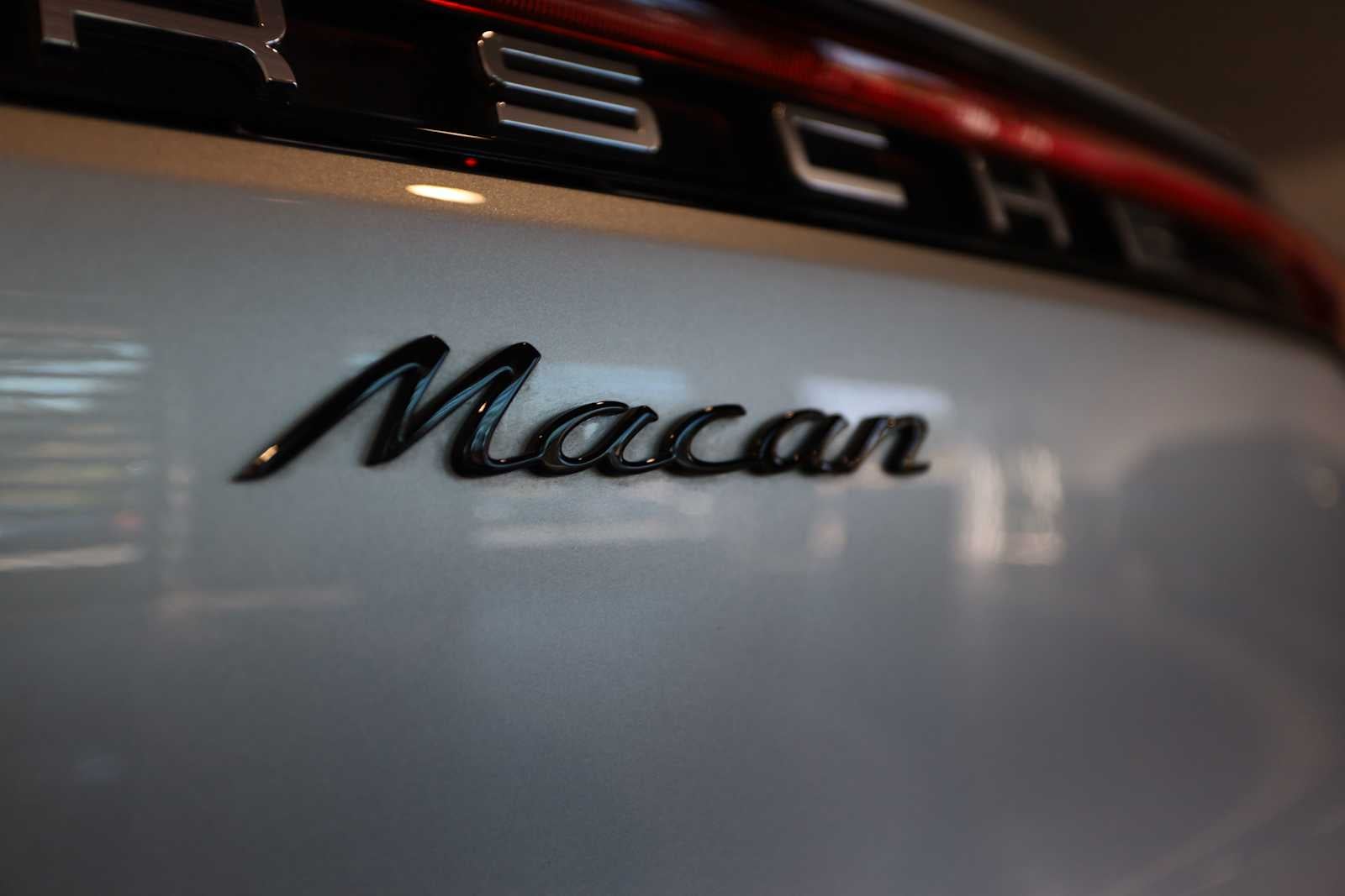 2025 Porsche Macan Macan
