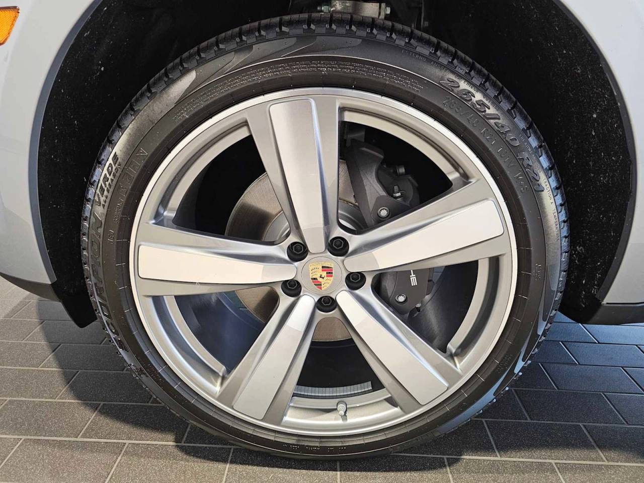 2025 Porsche Macan Macan