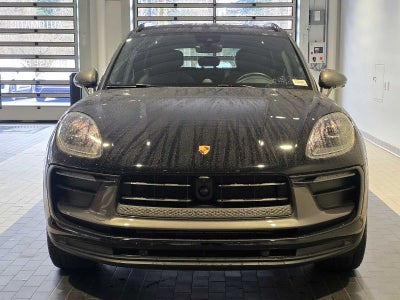 2025 Porsche Macan T