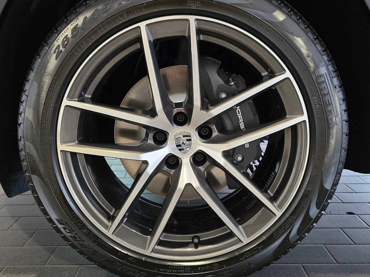 2025 Porsche Macan Macan