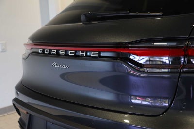 2026 Porsche Macan Macan