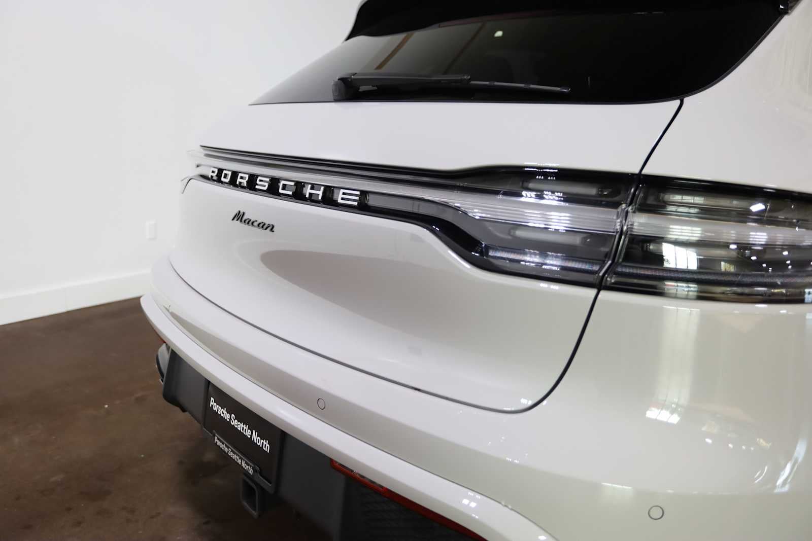 2025 Porsche Macan Macan