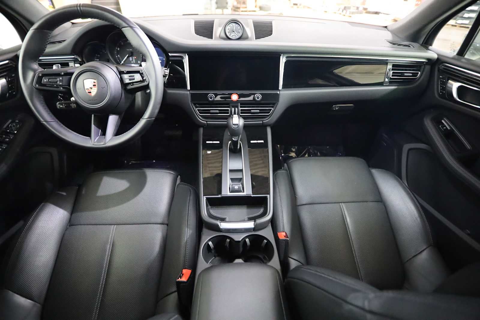2025 Porsche Macan Macan