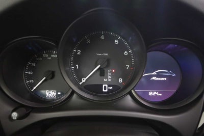 2025 Porsche Macan Macan