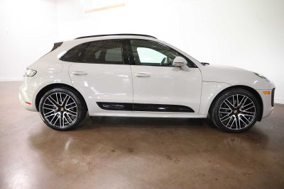 2025 Porsche Macan Macan