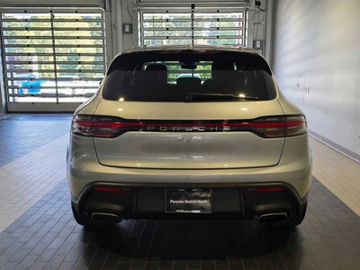 2026 Porsche Macan Macan