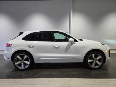 2024 Porsche Macan Base