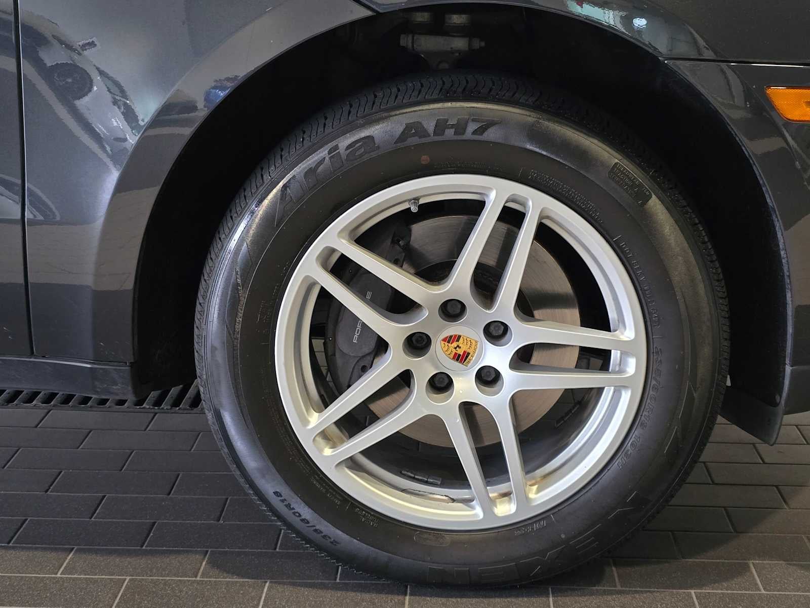 2018 Porsche Macan Base