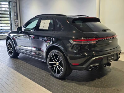 2025 Porsche Macan Base