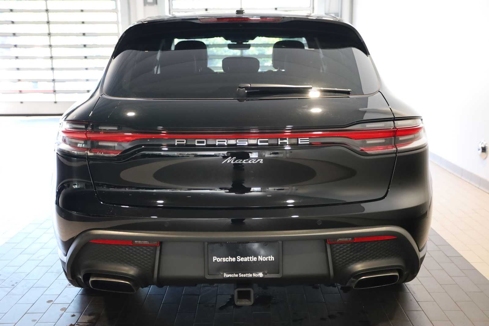 2025 Porsche Macan Macan