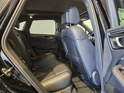 2025 Porsche Macan Macan