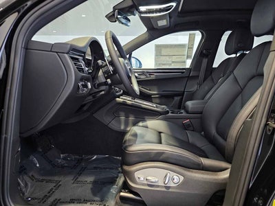 2025 Porsche Macan Macan