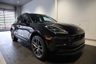 2026 Porsche Macan Macan