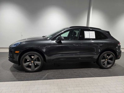 2025 Porsche Macan Base