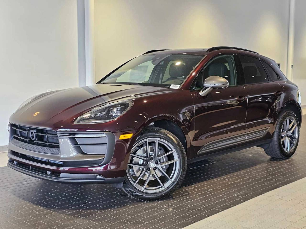 2025 Porsche Macan Macan T