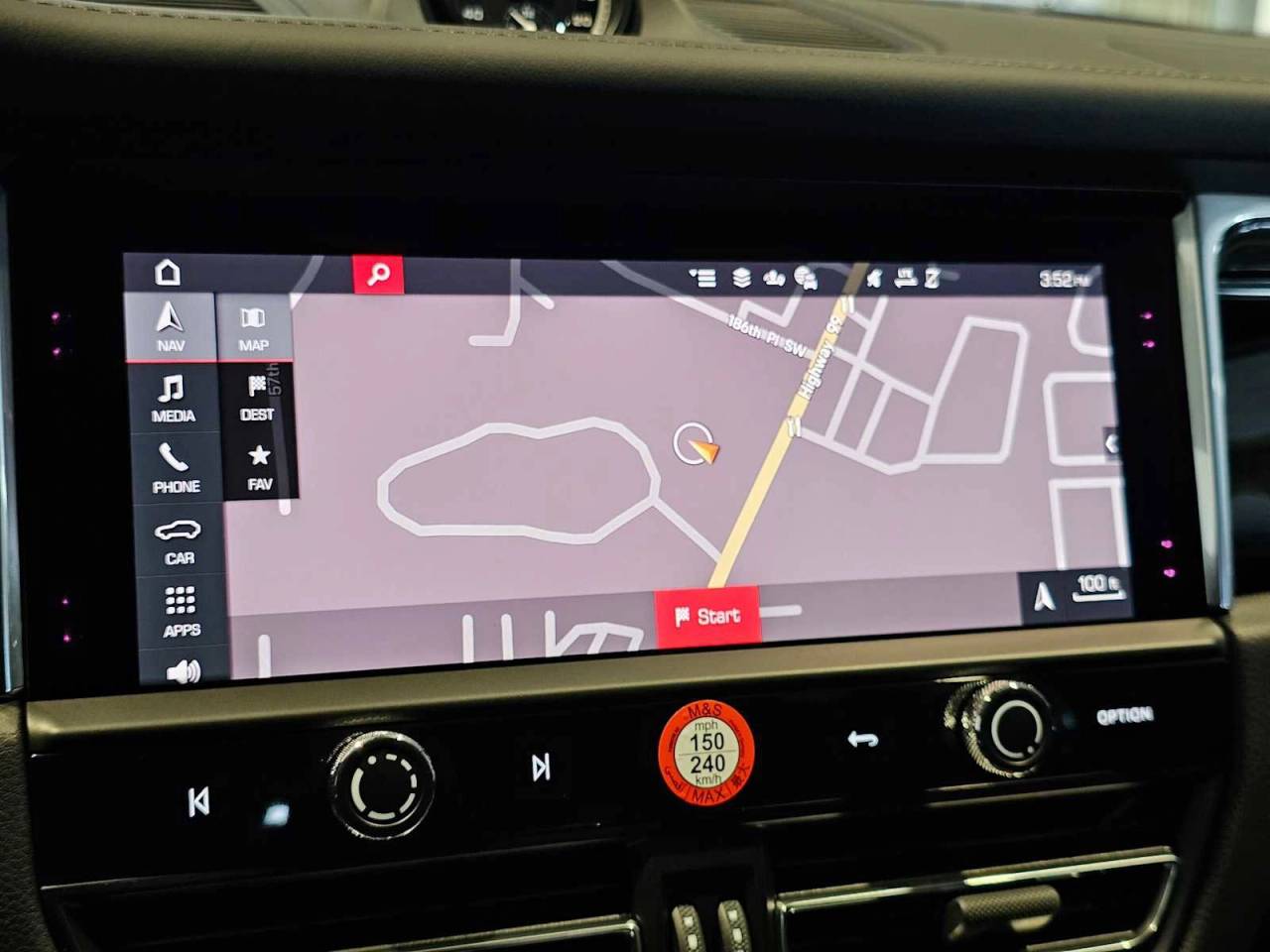 2025 Porsche Macan Macan T