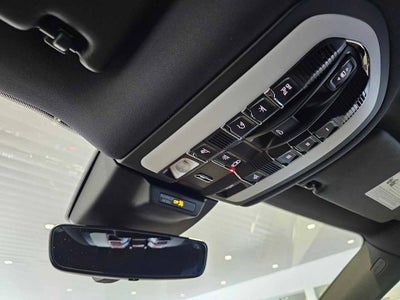 2025 Porsche Macan Macan T