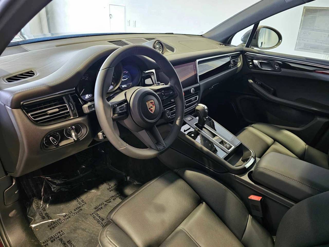 2025 Porsche Macan Macan T