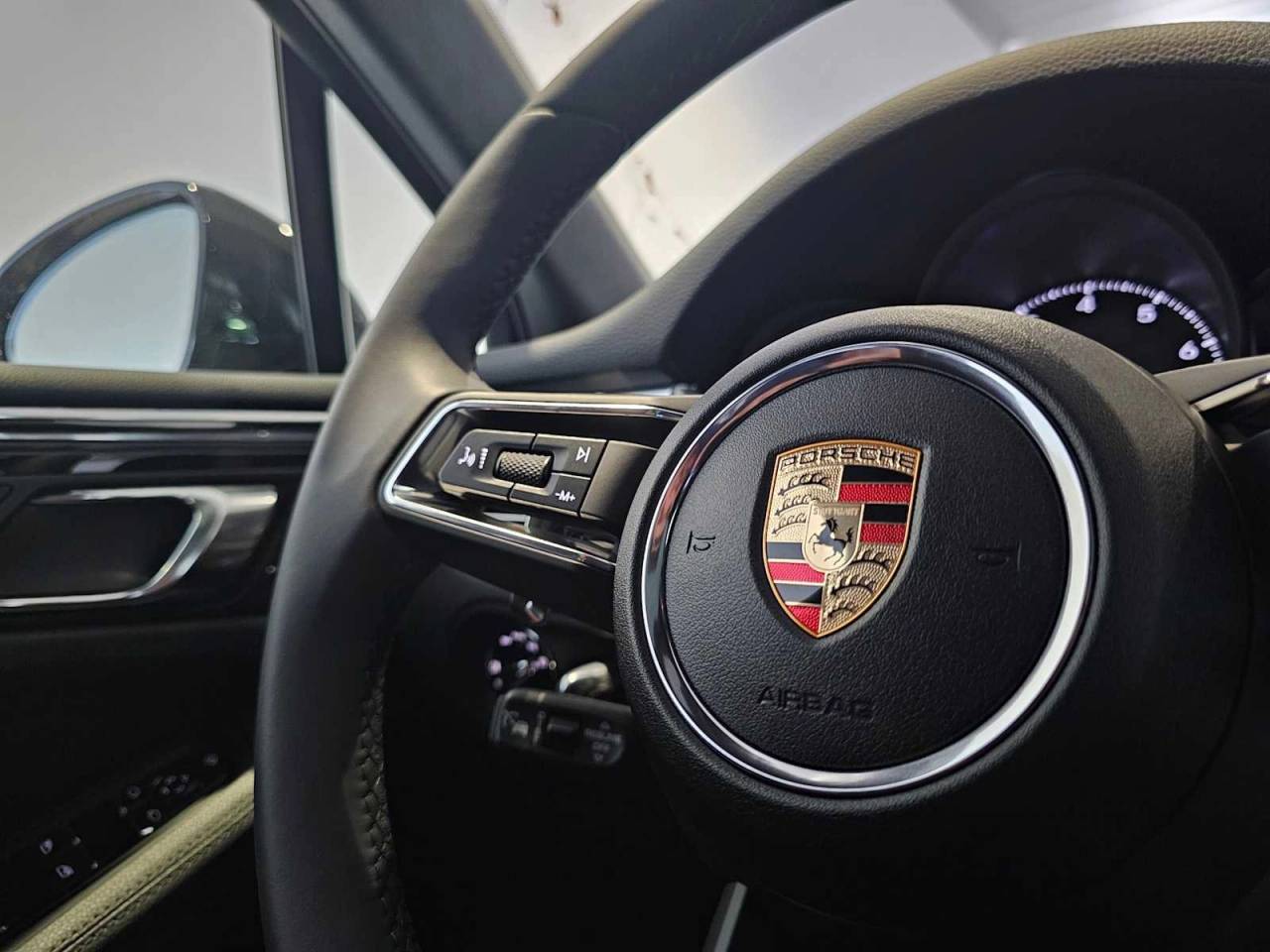 2025 Porsche Macan Macan
