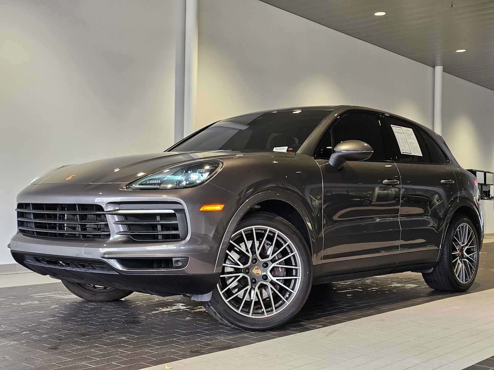 2023 Porsche Cayenne Base