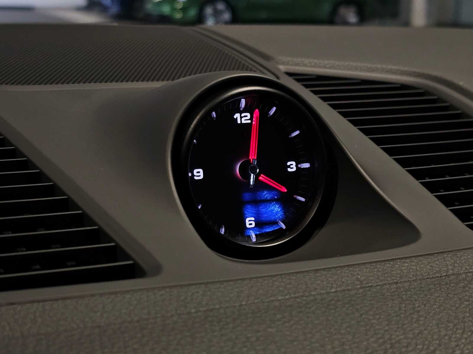 2023 Porsche Cayenne Base