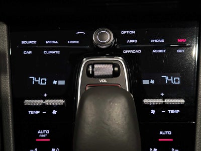 2023 Porsche Cayenne Base