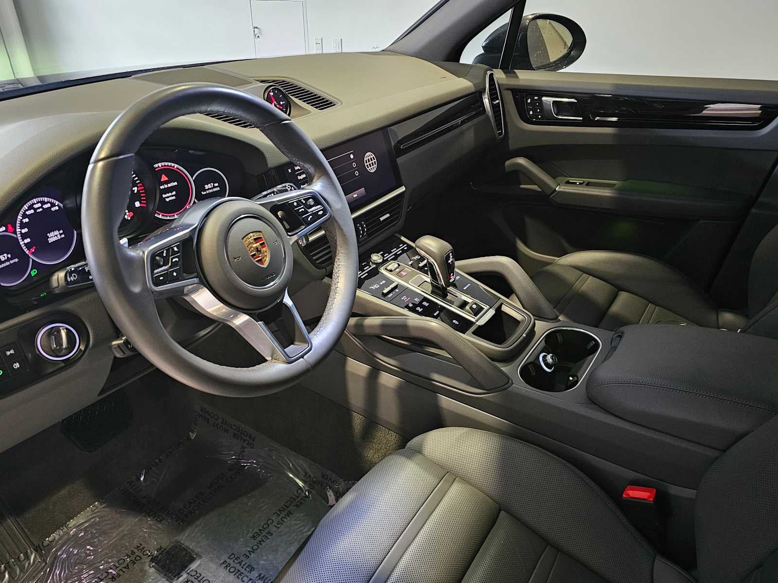 2023 Porsche Cayenne Base