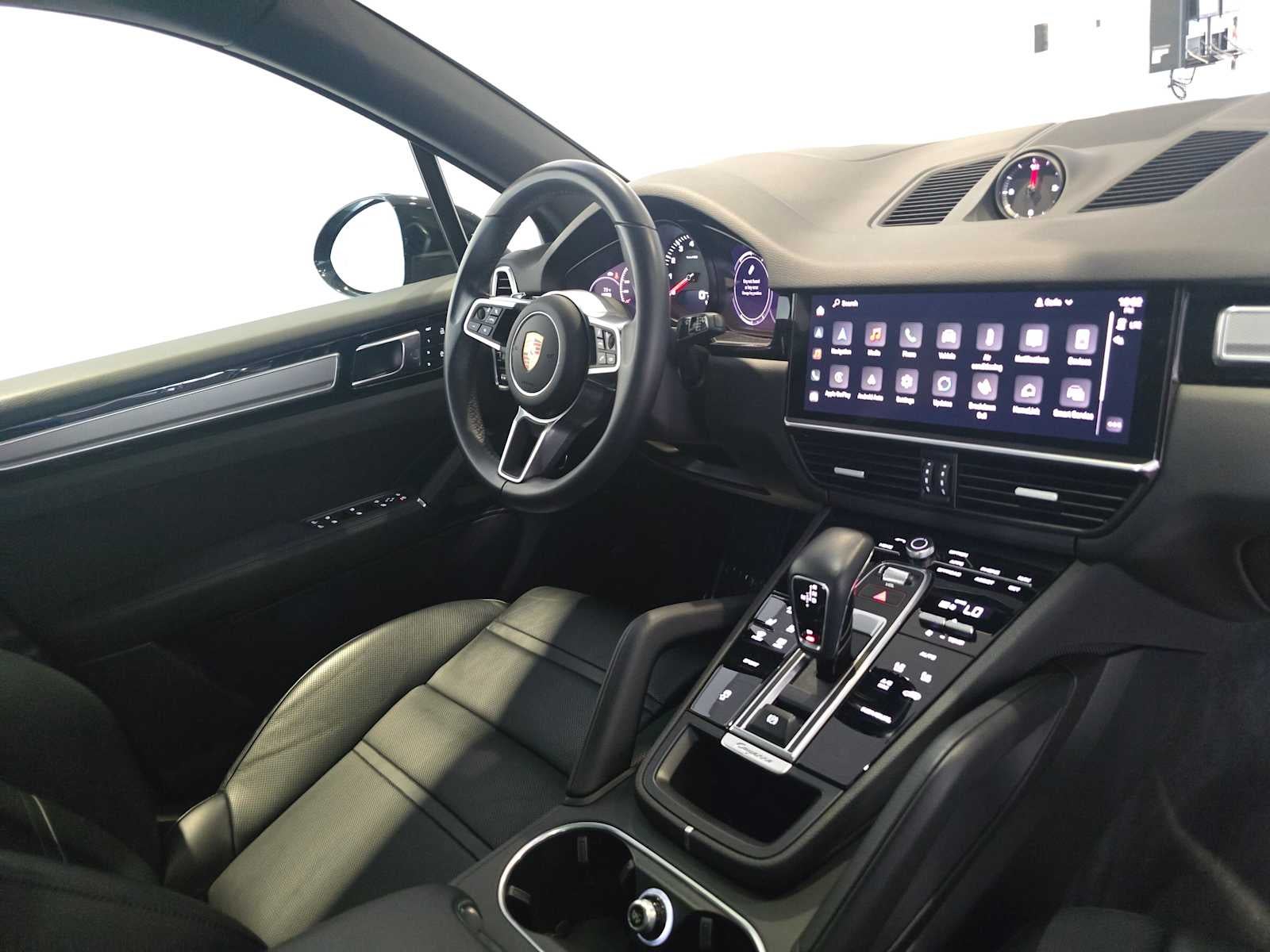 2023 Porsche Cayenne Cayenne Platinum Edition (MY23)