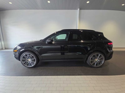 2023 Porsche Cayenne Cayenne Platinum Edition (MY23)