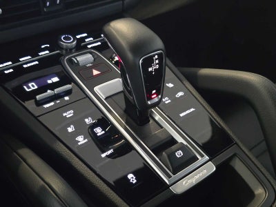 2023 Porsche Cayenne Cayenne Platinum Edition (MY23)