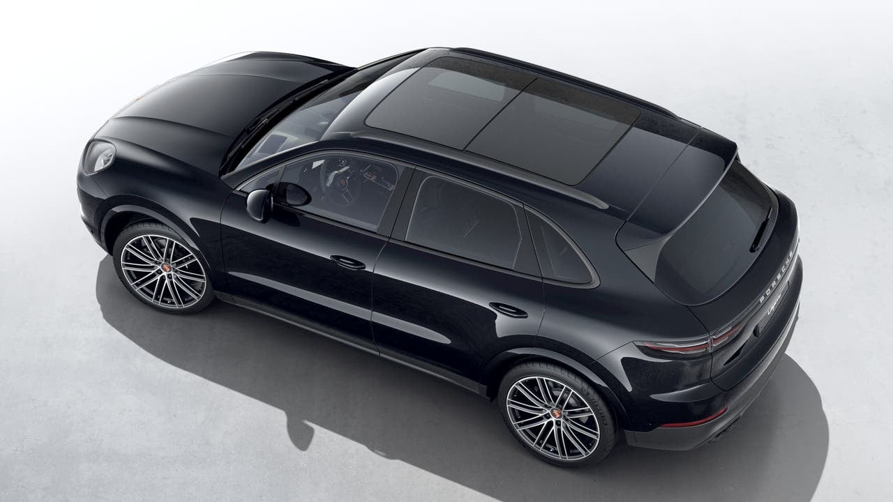 2023 Porsche Cayenne Cayenne Platinum Edition (MY23)