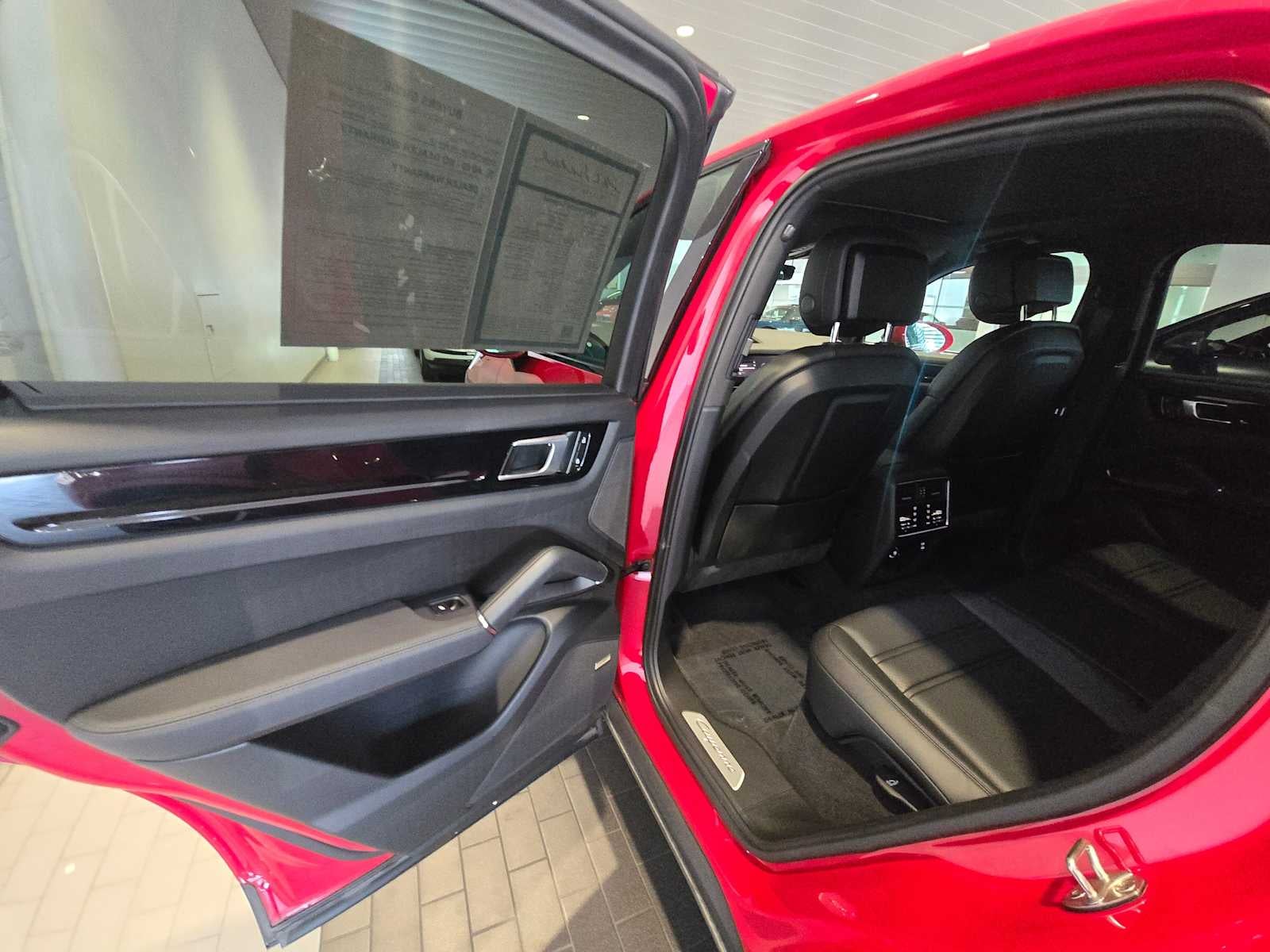 2023 Porsche Cayenne Cayenne