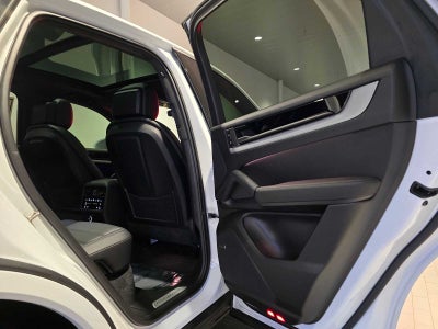 2024 Porsche Cayenne Base