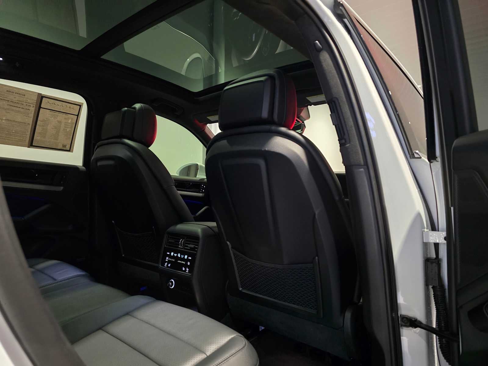 2024 Porsche Cayenne Base