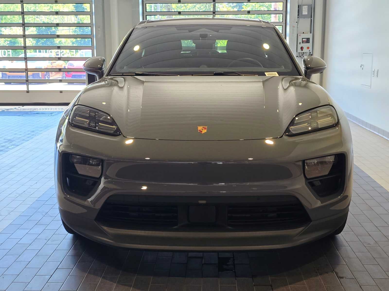 2025 Porsche Macan Electric 4