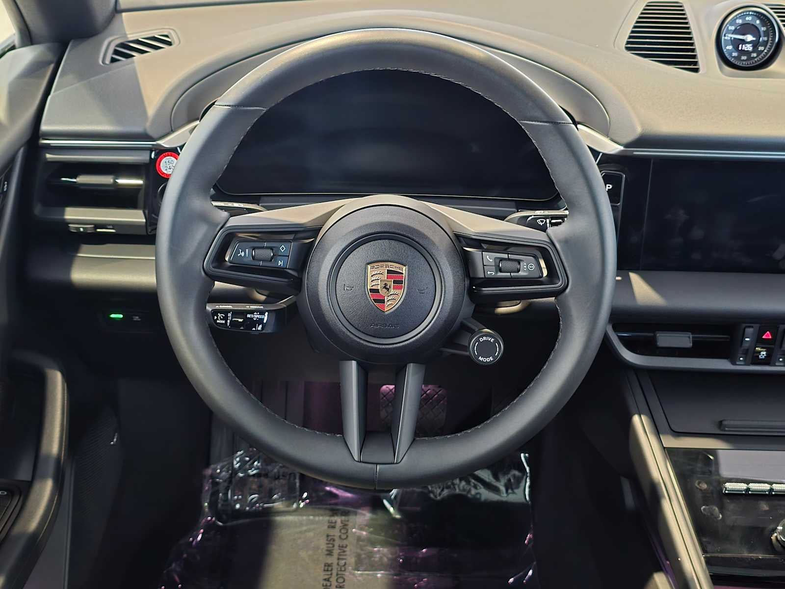 2025 Porsche Macan Electric 4