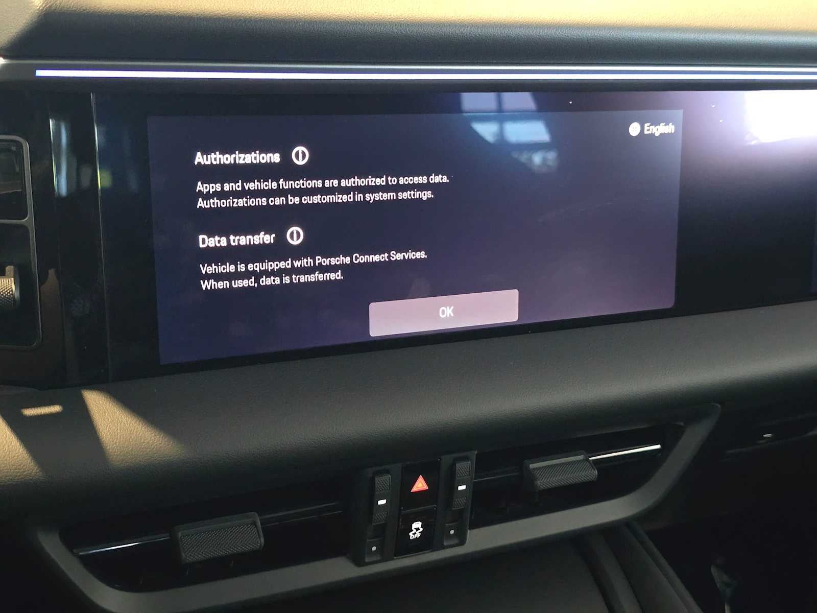 2025 Porsche Macan Electric 4