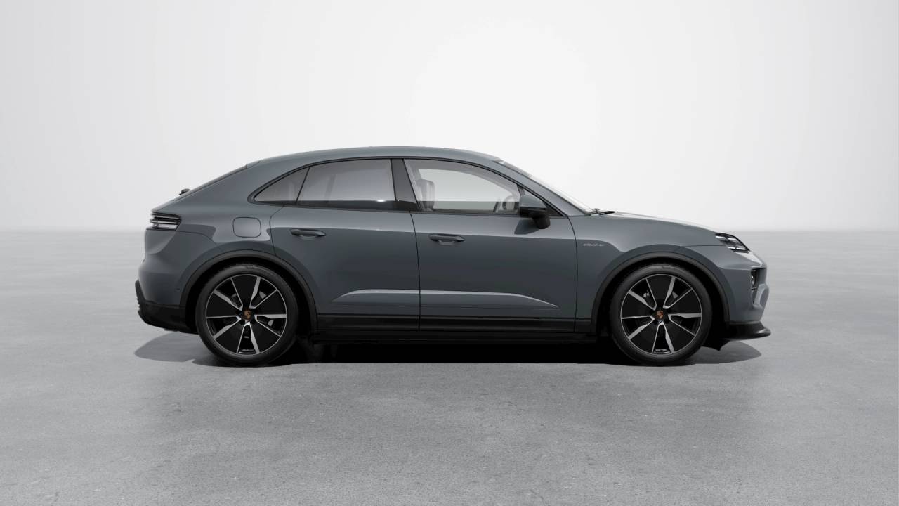 2025 Porsche Macan Electric 4