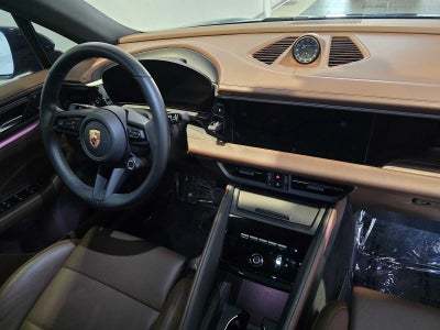 2024 Porsche Macan Electric 4