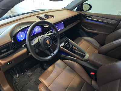 2024 Porsche Macan Electric 4