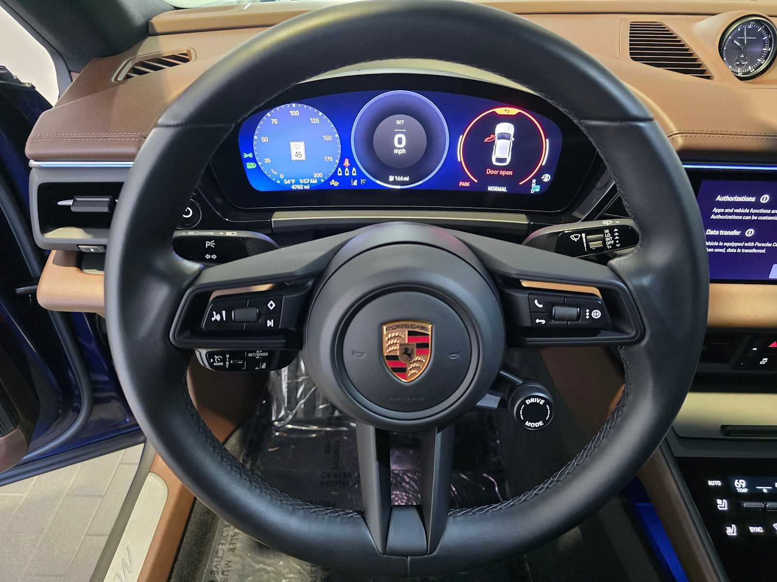 2024 Porsche Macan Electric 4