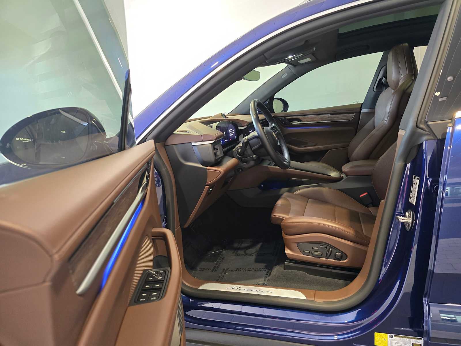 2024 Porsche Macan Electric 4