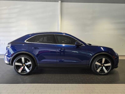 2024 Porsche Macan Electric 4