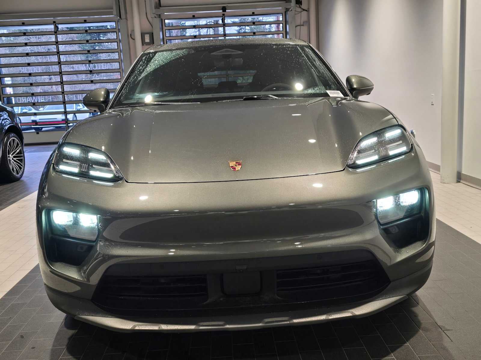 2024 Porsche Macan Electric 4