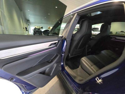 2024 Porsche Macan Electric 4