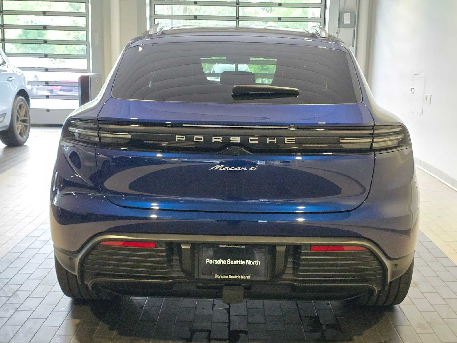 2024 Porsche Macan Electric 4