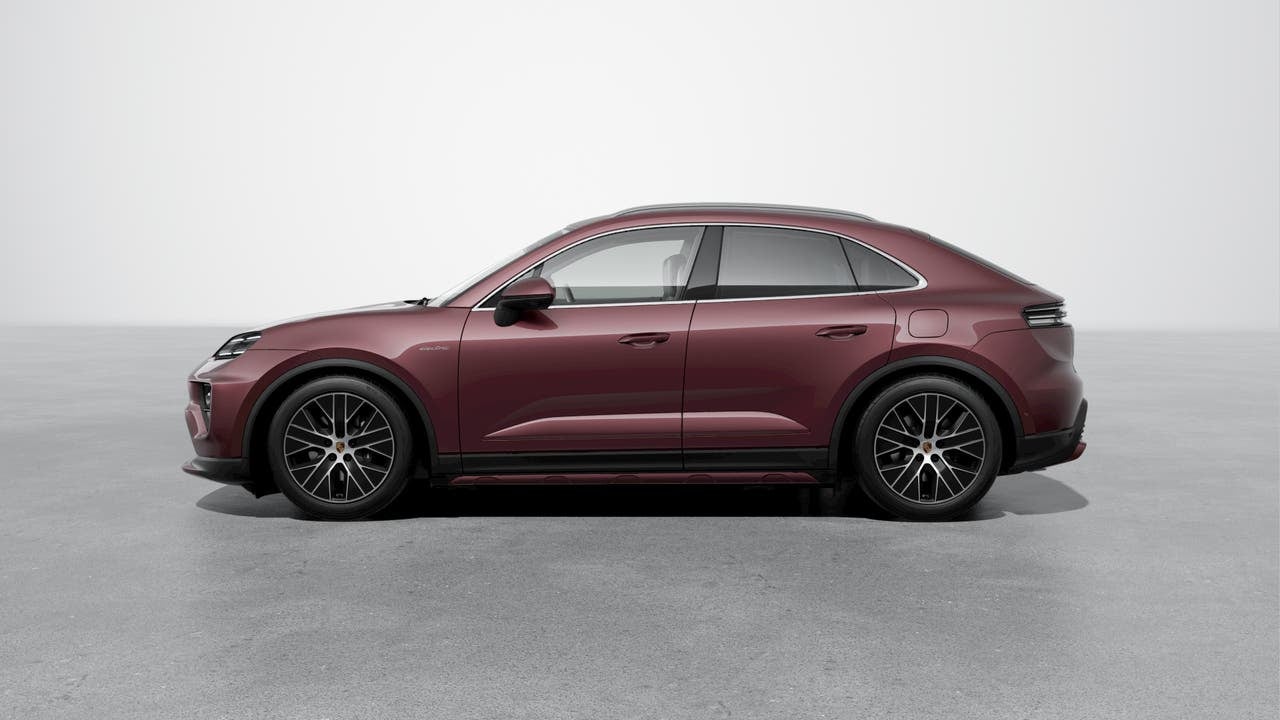 2025 Porsche Macan Electric 4